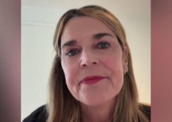 Savannah Guthrie posta novo vídeo implorando por ajuda para encontrar a mãe Nancy