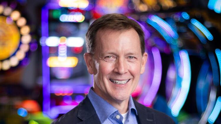 Scott Drake nomeado CEO da CEC Entertainment, proprietária de Chuck E. Cheese