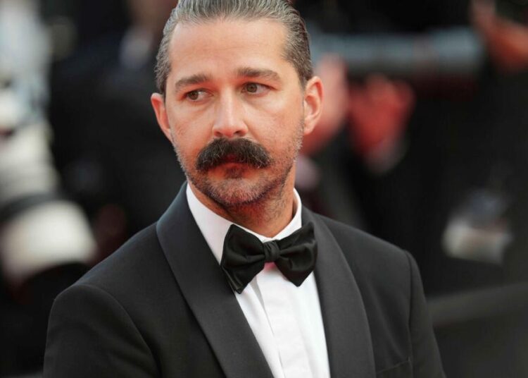 Shia LaBeouf usou calúnias homofóbicas ao agredir clientes de bares de Nova Orleans, diz polícia | Notícias de celebridades