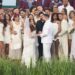 Sim, houve um casamento de verdade durante o show do intervalo do Super Bowl de Bad Bunny