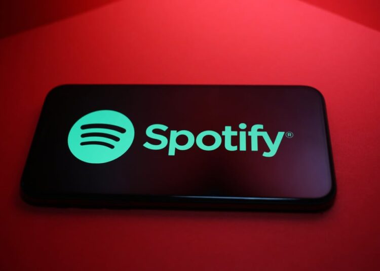 Spotify vê ‘derivados’ de IA como uma nova fonte de receita para artistas – diz que sua tecnologia para permitir que os fãs façam remixes e covers está pronta