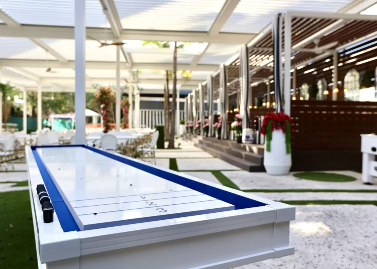Throw Social Miami é um enorme novo complexo de entretenimento inaugurado no antigo Oasis Wynwood