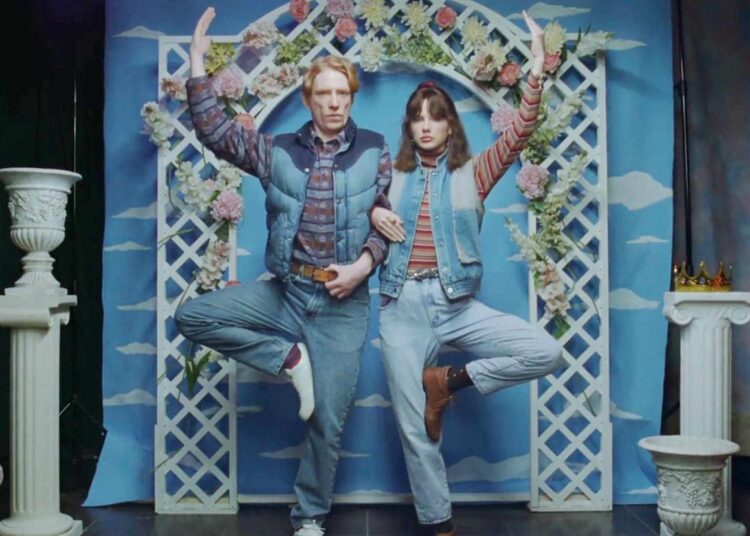 Todas as celebridades no videoclipe de 'Opalite' de Taylor Swift