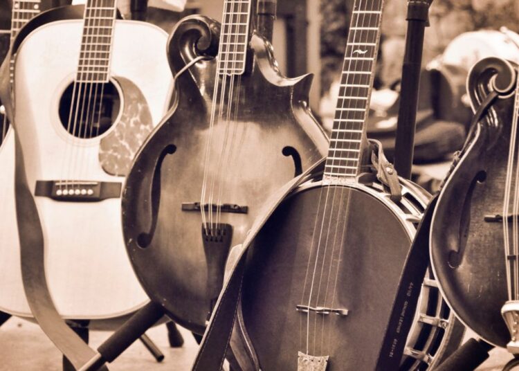 Trio Amor y Vibra celebra Dia Nacional da Guitarra