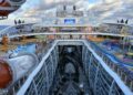Vou à Royal Caribbean uma vez por mês, mas normalmente pulo 7 vagas em um navio de cruzeiro