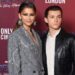 Zendaya revela 'bandeiras vermelhas' de seu relacionamento em meio ao noivado de Tom Holland