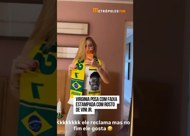VIRGÍNIA SURGE COM FAIXA NO JOGO DA COPA #virginiafonseca #vinijr #fofoca #fofocas #viralizar