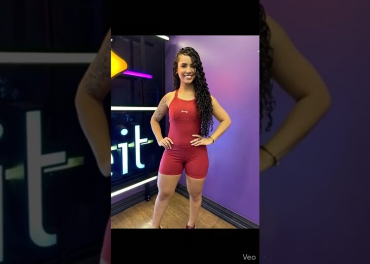 #famosas #fofoca #fofocas #leodias #brasileiras #melmaia #carolvaz #anacastela