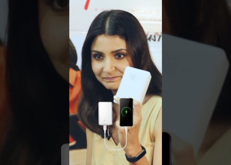 Anushka Sharma Turns What’s In My Bag into a Comedy Show 😂✨ #shorts #anushkasharma #fashion