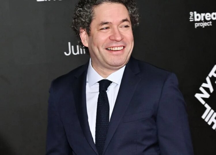 A gestão de Gustavo Dudamel como diretor musical da Filarmônica de Nova York abre no Radio City Music Hall | Vivendo