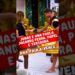 APÓS A DINÂMICA, JONAS E ANA PAULA BRINCAM DE PEDRA, PAPEL E TESOURA