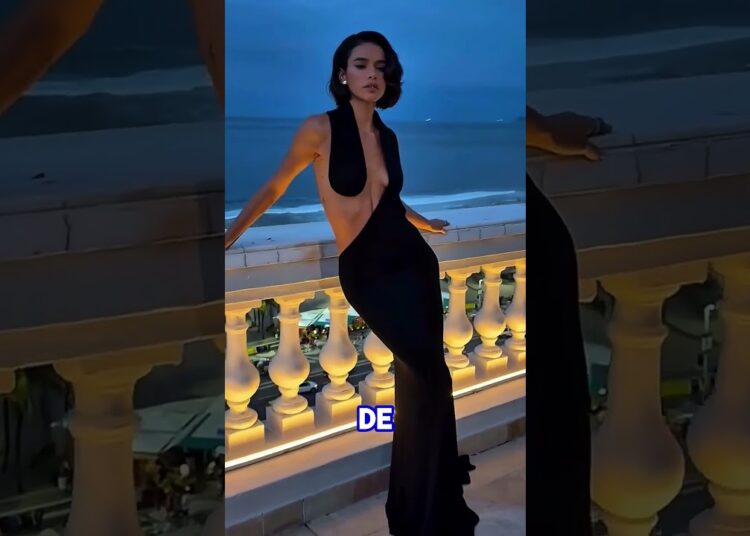 BRUNA MARQUEZINE VIRA ASSUNTO COM VESTIDO DE 60 MIL!  #fofoca #celebridades #famosos