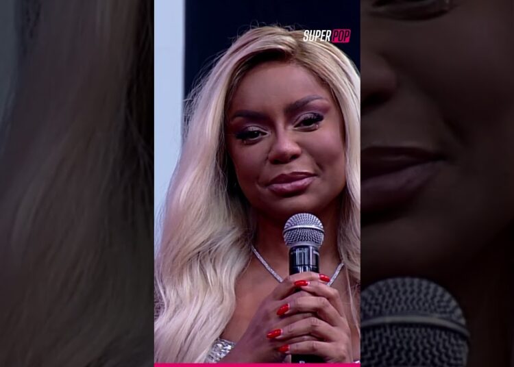 Emocionada, Cariúcha apresenta o novo SuperPop: “Batalhei muito para estar aqui”