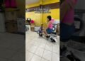 Correndo pra Contar a Fofoca pra Amiga #shorts #humor #comédia