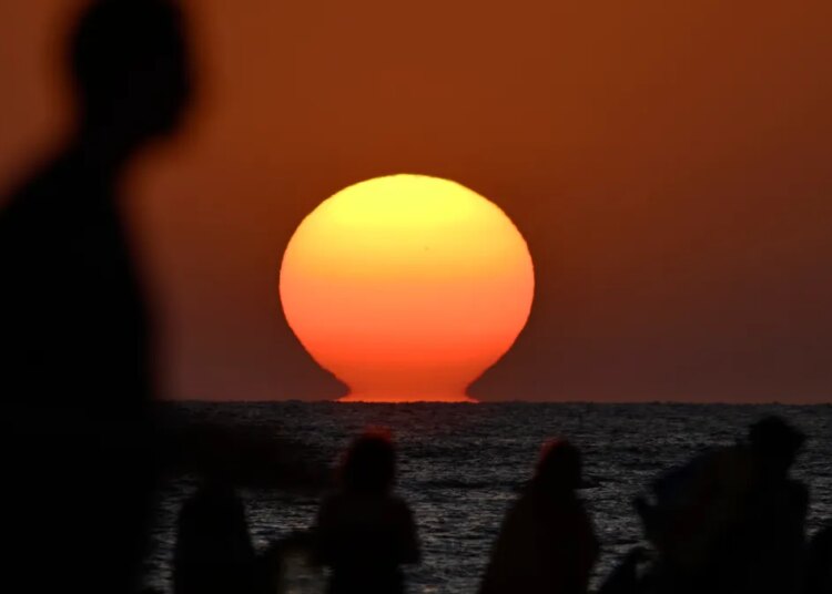 8 locais gratuitos do condado de Sarasota que os moradores locais adoram pelas vistas deslumbrantes do pôr do sol