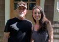 A filha de Billy Joel, Alexa Ray, dá atualizações sobre sua saúde em meio ao distúrbio cerebral do cantor