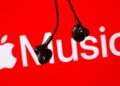 “Acreditamos que gravadoras e distribuidores devem desempenhar um papel ativo nas reportagens”: Apple Music anuncia novo sistema de marcação para música gerada por IA