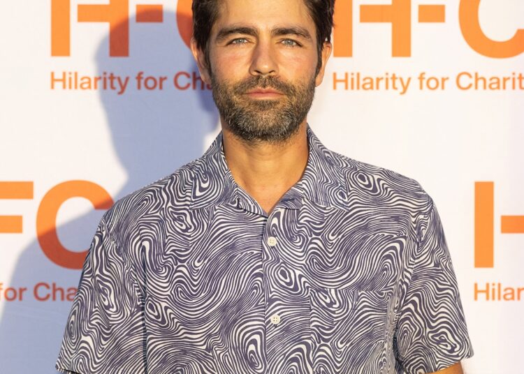 Adrian Grenier sobre retorno como ator após mudança para o Texas