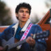 Ajay Friese fala sobre estrelar 'American Classic' na MGM + e novas músicas