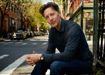 Andrew McCarthy explica por que homens de meia-idade não têm amigos