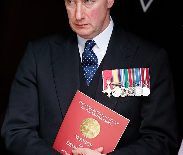 Andrew Mountbatten-Windsor 'forçou a saída do principal conselheiro da Rainha, que alertou que estava prejudicando a monarquia'