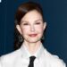 Ashley Judd condena seu filme de estreia ‘Kiss the Girls’ por ‘transformar o terror sexual em entretenimento’