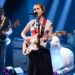 Assista Snail Mail estreia nova música “Tractor Beam” no Fallon