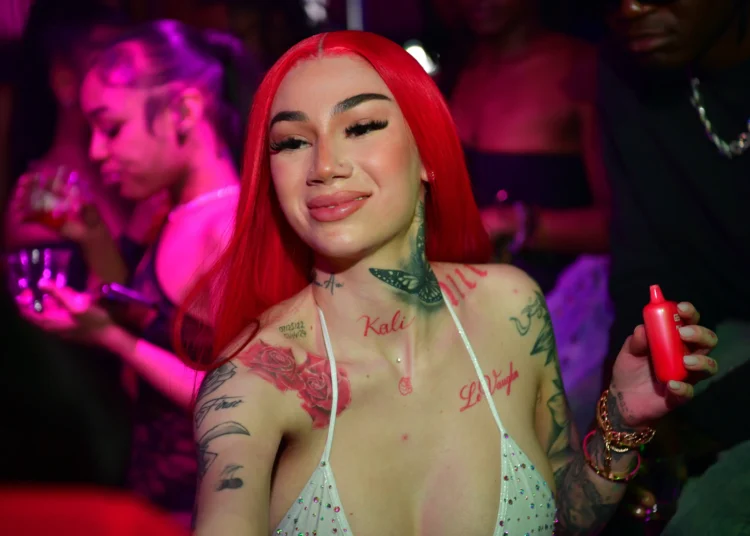 Bhad Bhabie responde às críticas depois de anunciar 'más notícias' após o diagnóstico de câncer