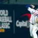 Bobby Witt Jr. deslumbra com a luva no World Baseball Classic