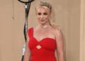 Britney Spears é presa sob suspeita de dirigir sob influência de álcool e drogas