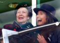 Carole Middleton e Princesa Anne surpreendem fãs reais em raro momento | Real | Notícias