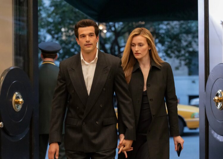 Consultora de moda de 'Love Story' revela a roupa de Carolyn Bessette Kennedy que ela rejeitou