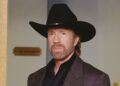 Dakota Norris compartilha homenagem emocional ao falecido padre Chuck Norris após sua morte