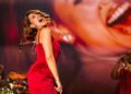 Esta turnê de Raye pode conter uma nova crítica musical: o cantor de escapismo continua a subir de nível como artista