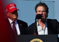 Ex-Costar de Dennis Quaid critica seu apoio a Trump