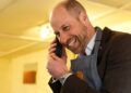 Fãs desmaiam enquanto o Príncipe William fala sobre a Princesa Kate com co-Fãs de 7 palavras desmaiam como Príncipe | Real | Notícias