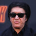 Gene Simmons tem uma mensagem contundente para celebridades que falam sobre política