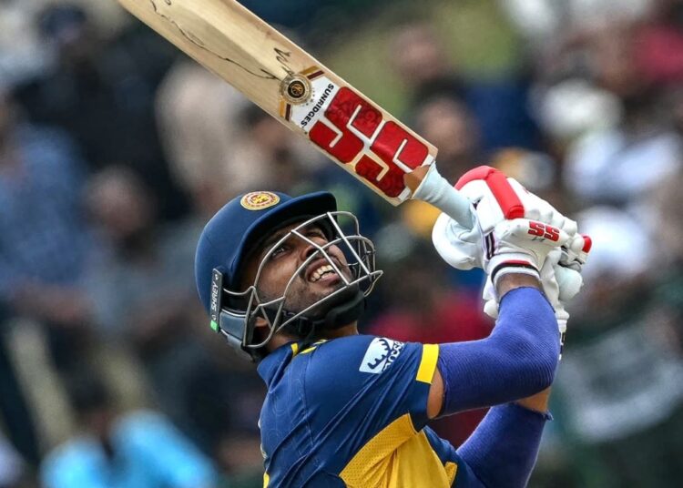 IPL 2026 – Dasun Shanaka definido para substituir o ferido Sam Curran no Rajasthan Royals