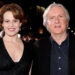 James Cameron reflete sobre amizade de décadas e relacionamento de trabalho com Sigourney Weaver (exclusivo)