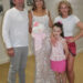 Jamie Lynn Spears fica emocionada quando a filha Maddie, 17, vai para seu baile de formatura em novas fotos