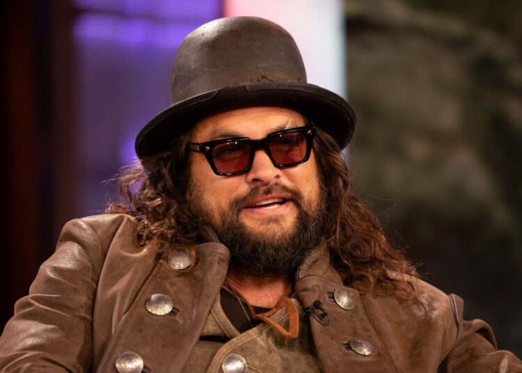 Jason Momoa forçado a evacuar em meio a enchentes devastadoras no Havaí – NBC Nova York