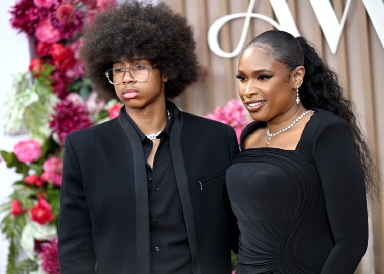 Jennifer Hudson diz que Common e seu filho David estão inspirando sua nova música