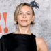 Julianne Hough compartilha um vídeo glamoroso dos bastidores de seu visual deslumbrante no tapete vermelho