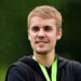 Justin Bieber comemora 32º aniversário em meio a novas provocações musicais, reflexões sobre a vida familiar e a jornada de saúde