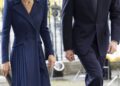 Kate Middleton e a Princesa Anne transformam uma estranha saudação real em pura camaradagem.