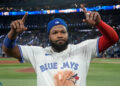 Kevin Gausman faz com que Vladimir Guerrero Jr. seja admitido antes do jogo Blue Jays-Royals