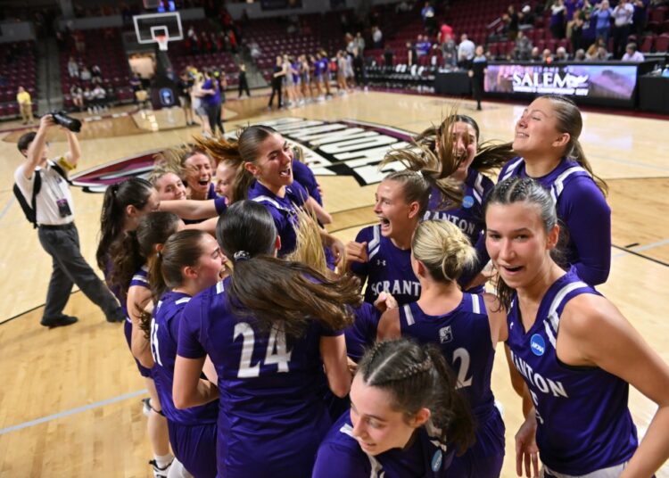 Lady Royals derrota a NYU e chega ao jogo do campeonato – Scranton Times-Tribune