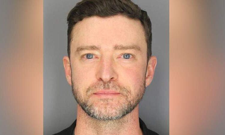 Lançada filmagem de Justin Timberlake DWI Bodycam: Cantor admite 'My Heart's Racing' antes de ser preso - depois de tentar desesperadamente manter o vídeo longe do público
