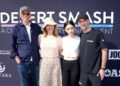 Lily Collins entre os nomes de Hollywood no evento de tênis Desert Smash 2026