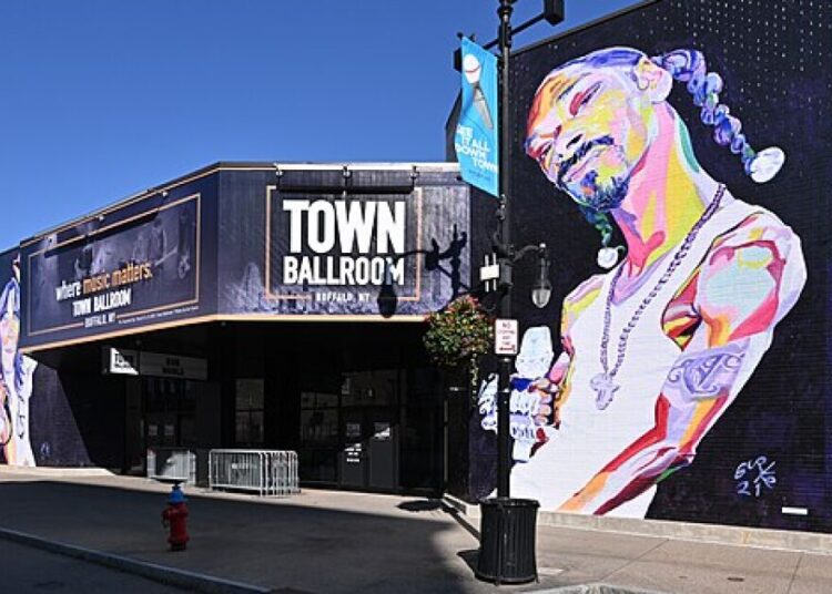 Live Nation e Ticketmaster resolvem processo antitruste; especialista em entretenimento local cético em relação ao impacto